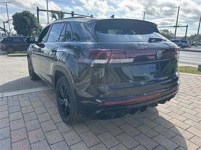 2026 Volkswagen Atlas Cross Sport 2.0T SEL R-Line Black