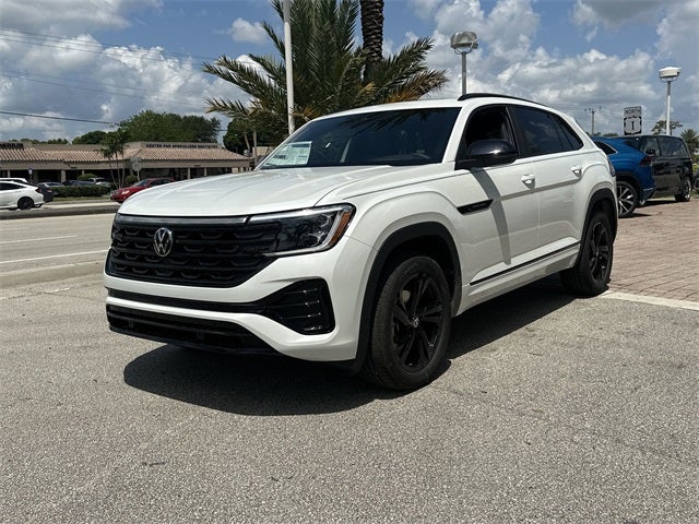2025 Volkswagen Atlas Cross Sport 2.0T SEL R-Line Black