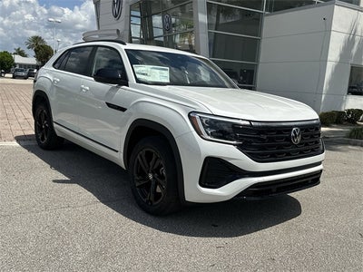 2025 Volkswagen Atlas Cross Sport 2.0T SEL R-Line Black