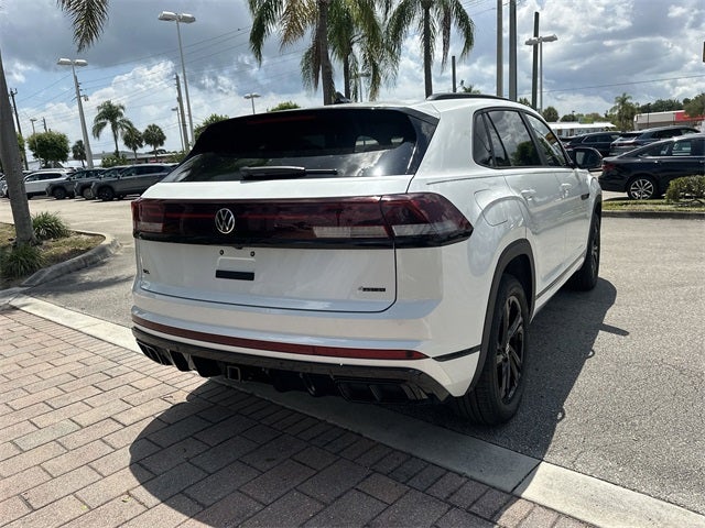 2025 Volkswagen Atlas Cross Sport 2.0T SEL R-Line Black
