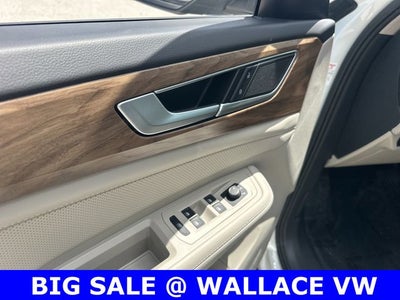 2025 Volkswagen Atlas 2.0T SE
