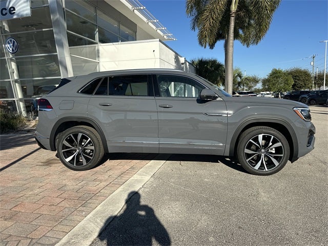 2026 Volkswagen Atlas Cross Sport 2.0T SEL Premium R-Line
