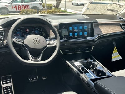2026 Volkswagen Atlas 2.0T SEL Premium R-Line