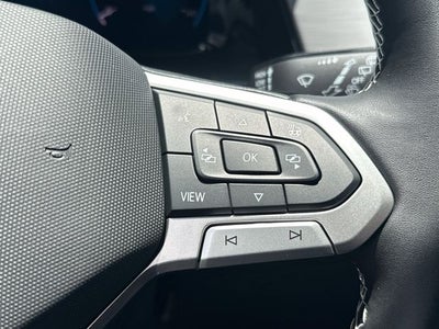 2026 Volkswagen Atlas Cross Sport 2.0T SE w/Technology