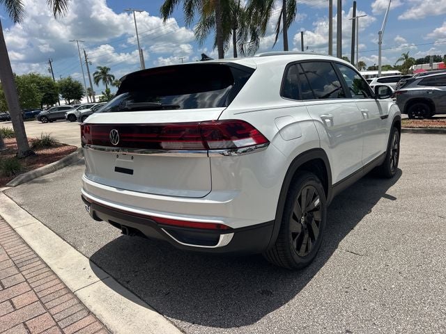 2026 Volkswagen Atlas Cross Sport 2.0T SE w/Technology