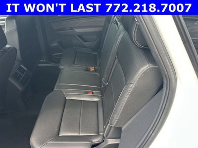 2023 Volkswagen Atlas Cross Sport 3.6L V6 SEL R-Line