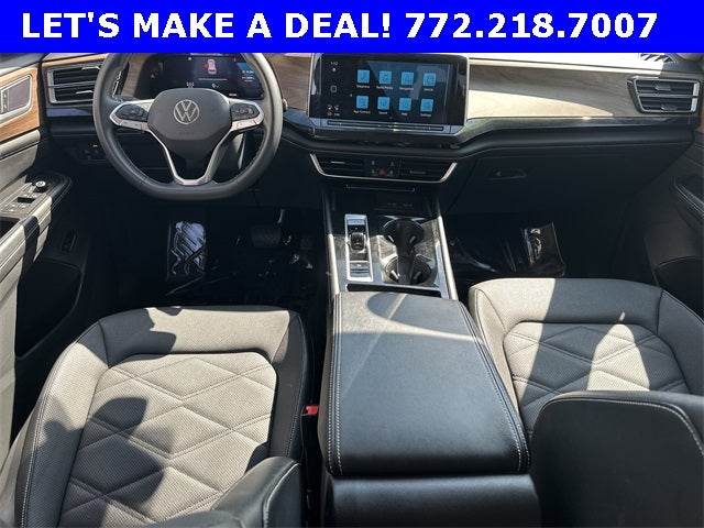 2024 Volkswagen Atlas 2.0T SE w/Technology