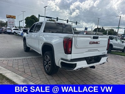 2025 GMC Sierra 1500 AT4