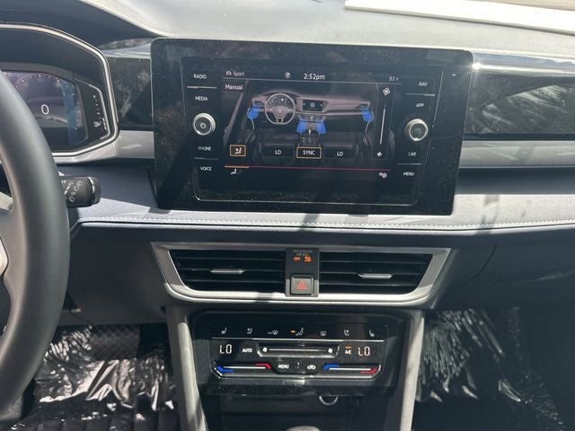 2026 Volkswagen Taos 1.5T SEL