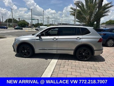 2023 Volkswagen Tiguan 2.0T SE R-Line Black