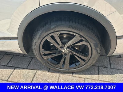 2023 Volkswagen Tiguan 2.0T SE R-Line Black