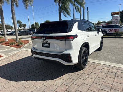 2026 Volkswagen Tiguan 2.0T SE R-Line Black