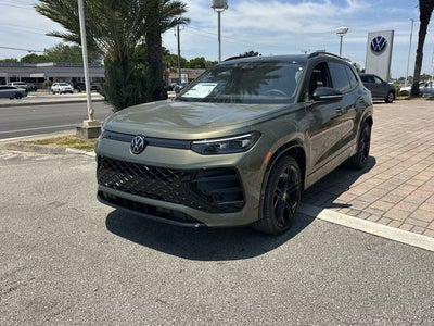 2026 Volkswagen Tiguan 2.0T SE R-Line Black