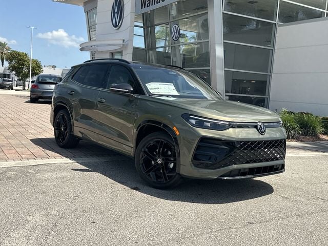 2026 Volkswagen Tiguan 2.0T SE R-Line Black