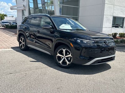 2026 Volkswagen Tiguan 2.0T SE
