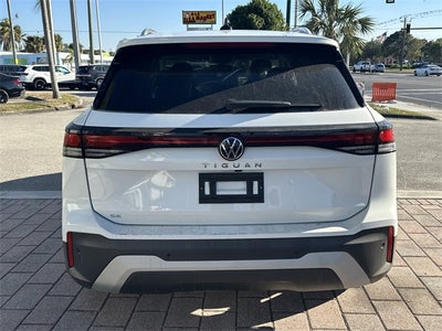 2026 Volkswagen Tiguan 2.0T SE