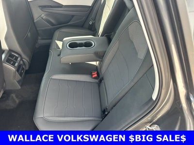 2025 Volkswagen Taos 1.5T SE