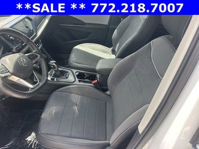2024 Volkswagen Taos 1.5T SE