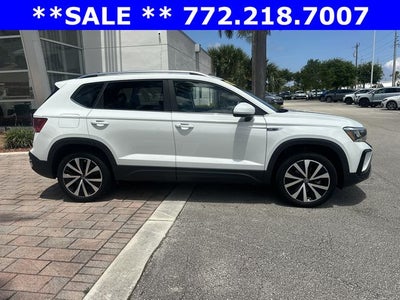 2024 Volkswagen Taos 1.5T SE