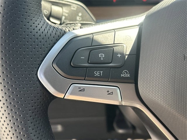 2026 Volkswagen Tiguan 2.0T SEL R-Line Turbo