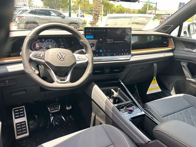 2026 Volkswagen Tiguan 2.0T SEL R-Line Turbo