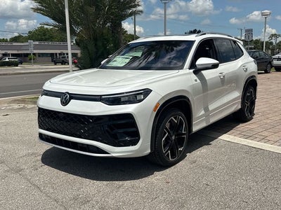 2026 Volkswagen Tiguan 2.0T SEL R-Line Turbo
