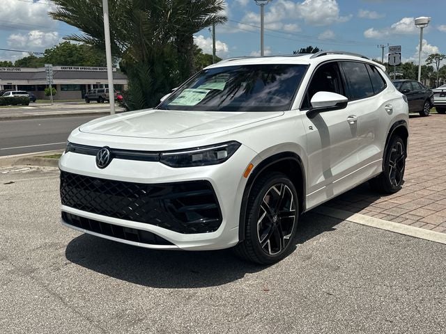 2026 Volkswagen Tiguan 2.0T SEL R-Line Turbo