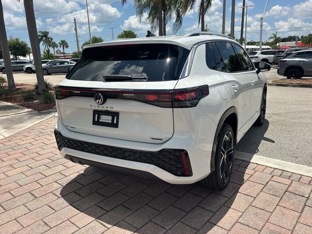2026 Volkswagen Tiguan 2.0T SEL R-Line Turbo