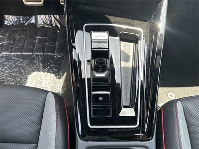 2025 Volkswagen Golf GTI 2.0T SE