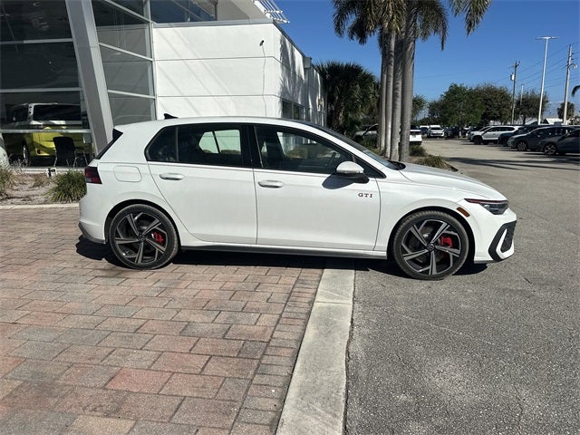 2026 Volkswagen Golf GTI 2.0T SE
