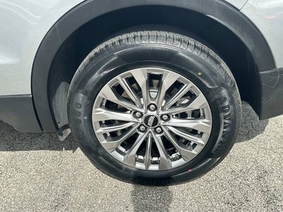 2024 Cadillac XT4 FWD Premium Luxury