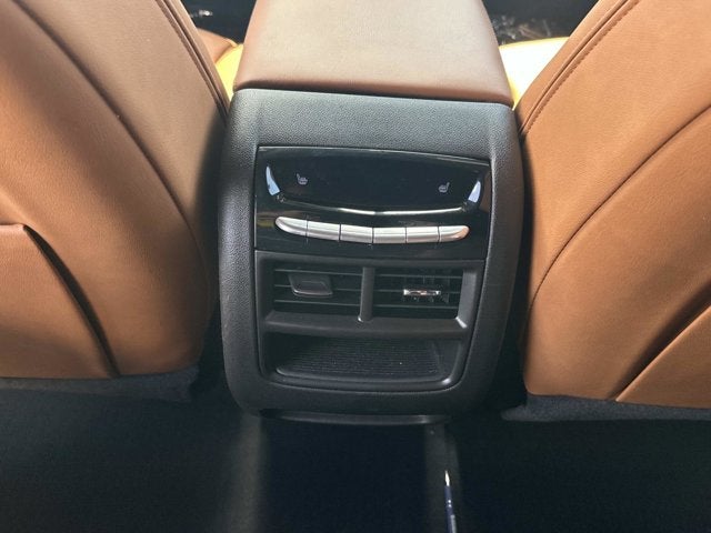 2024 Cadillac XT5 FWD Premium Luxury