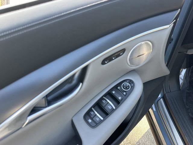 2025 INFINITI QX50 LUXE