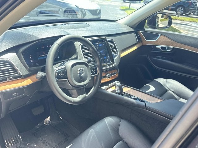 2024 Volvo XC90 Plus Bright Theme