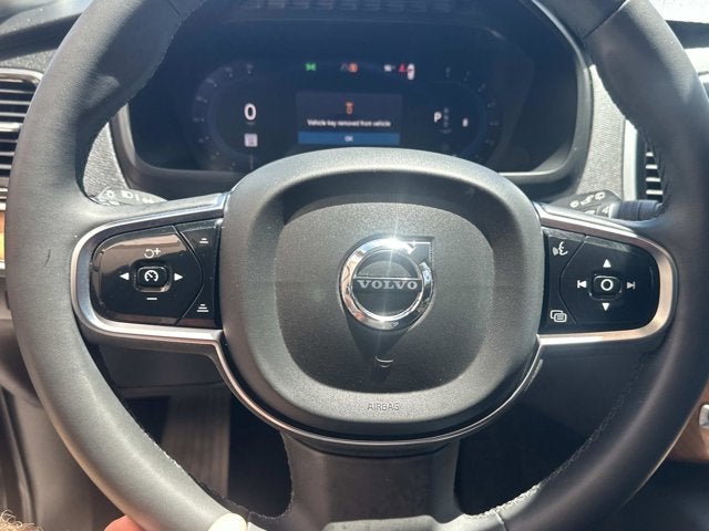 2024 Volvo XC90 Plus Bright Theme