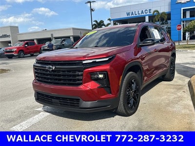 2025 Chevrolet Traverse LT