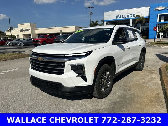 2025 Chevrolet Traverse LT