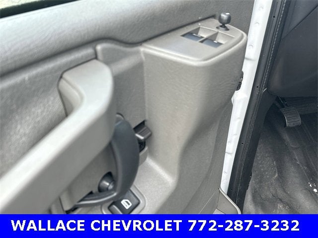 2024 GMC Savana Cargo 2500 Work Van